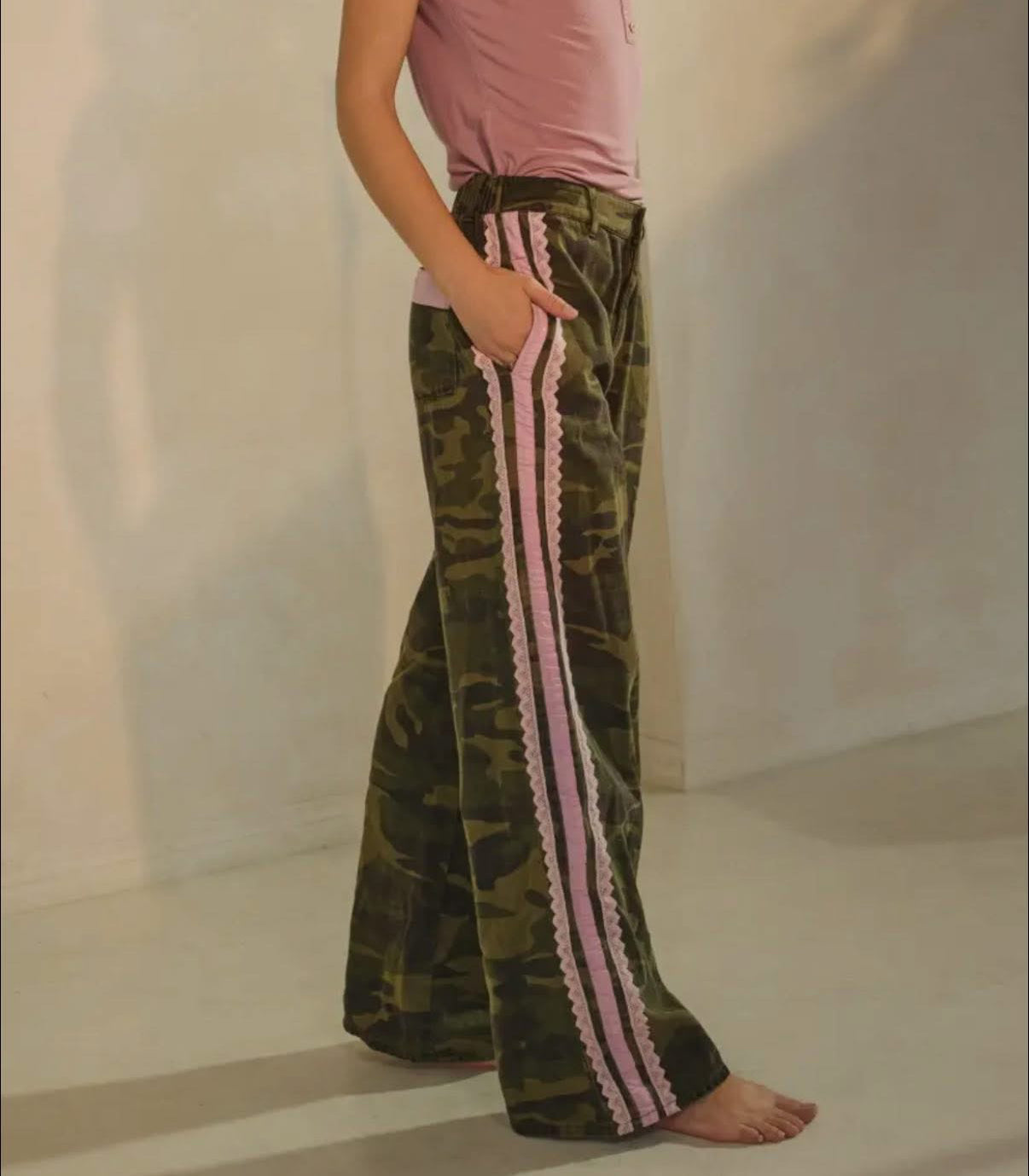 Ribbon Camo Pant